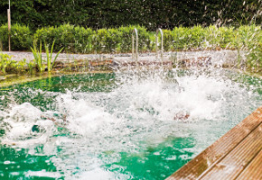 baño en piscina natural